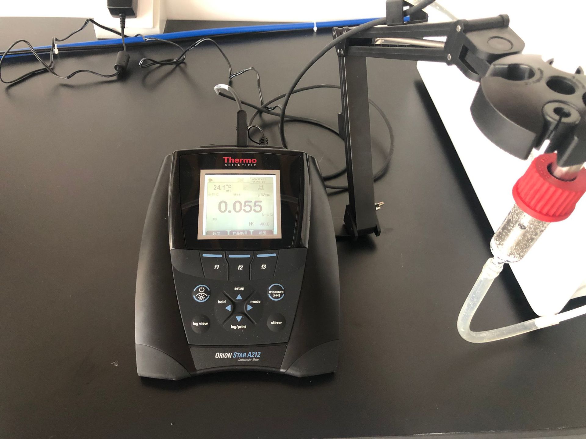 赛默飞电导率仪显示0.055